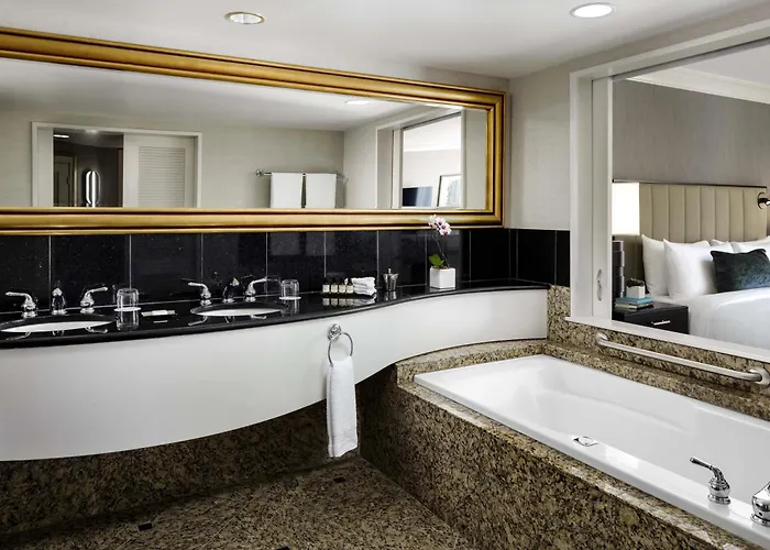 Fairmont Vancouver Airport In-Terminal Hotel